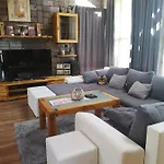 Kt Zenit Vendeghaz Villa Eger