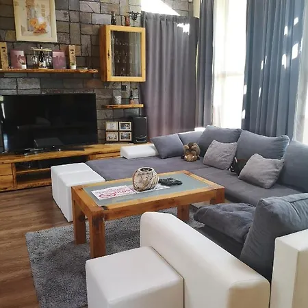 Kt Zenit Vendeghaz Villa Eğri